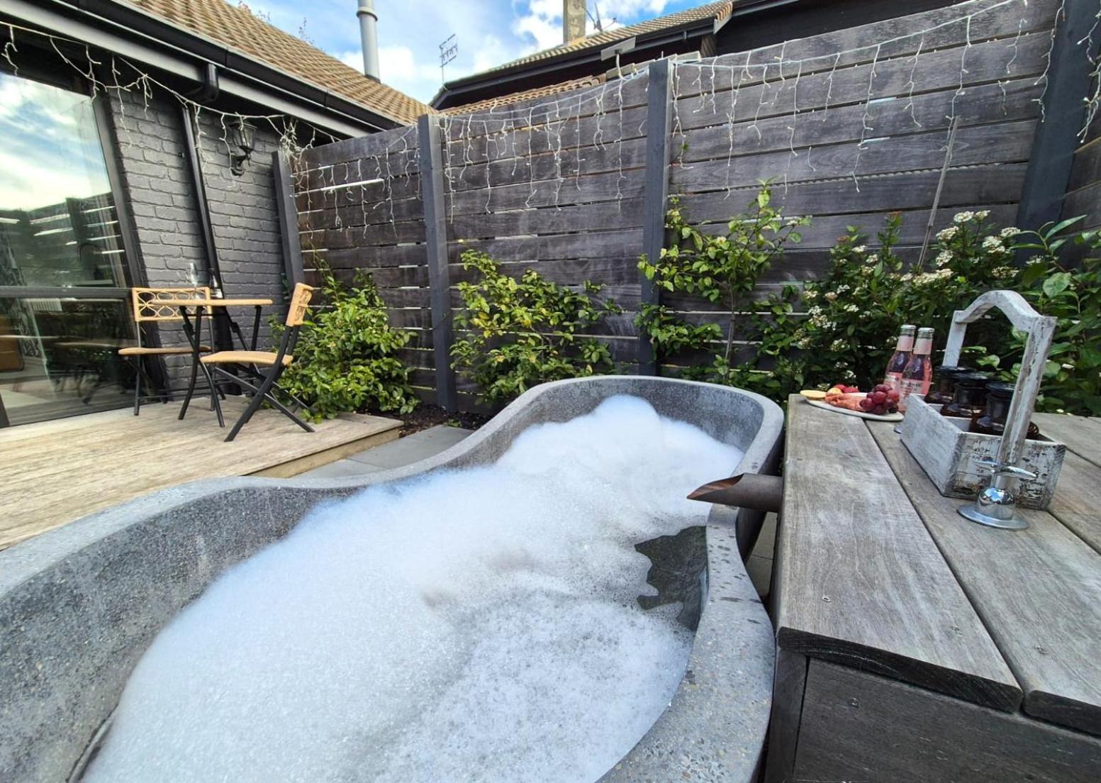 Stagford Retreat Apartment - Taupo Zewnętrze zdjęcie